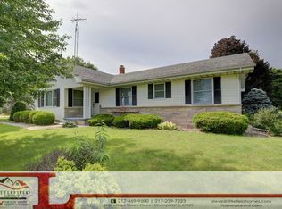 473 County Road 2500 E, Broadlands, IL