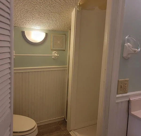 401 Central Ave — Photo 24