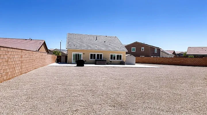4 bed, 2274 sqft, $5,000 — Photo 3