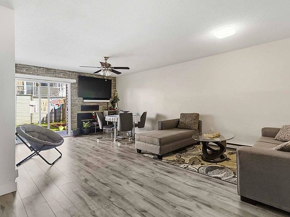 5th image of 32550 Maclure Rd #286