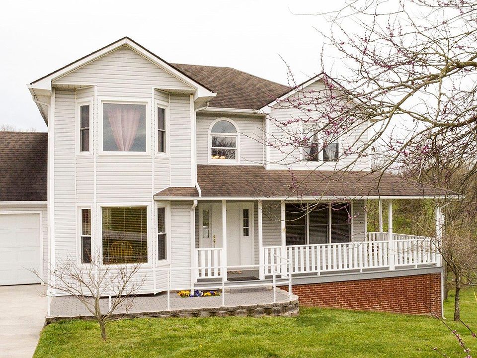 1st image of 220 Cawood Ct