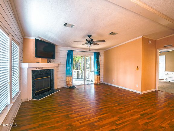 2nd image of 118 Woodland Drive