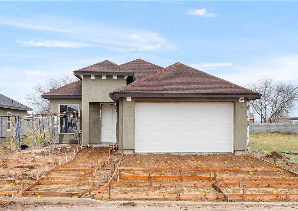 1st image of 3401 Erica Ln