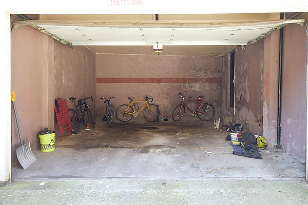 Rented by Compass | media 44