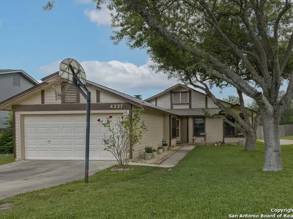 4227 MISTY SPRINGS DR, San Antonio, TX 78244