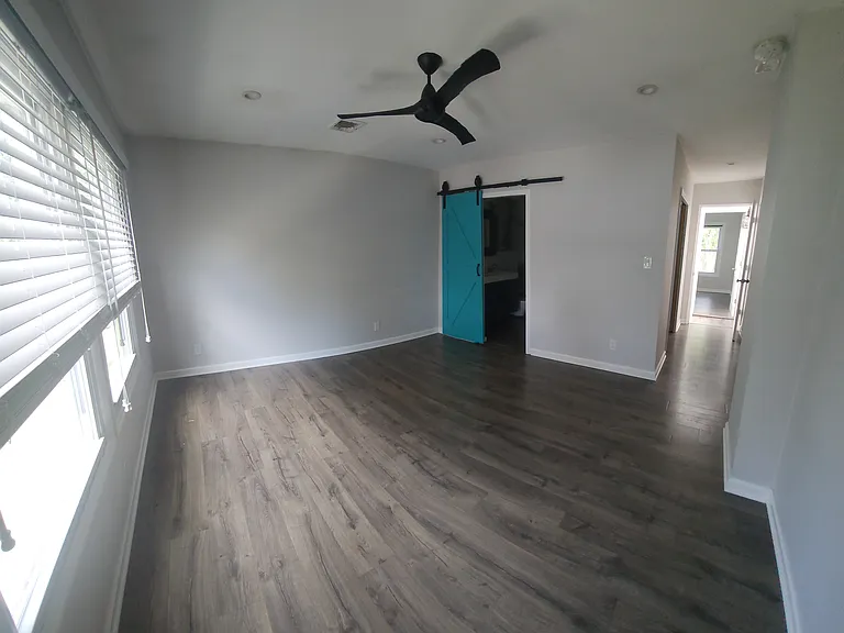 32 Johnson Ave — Photo 8