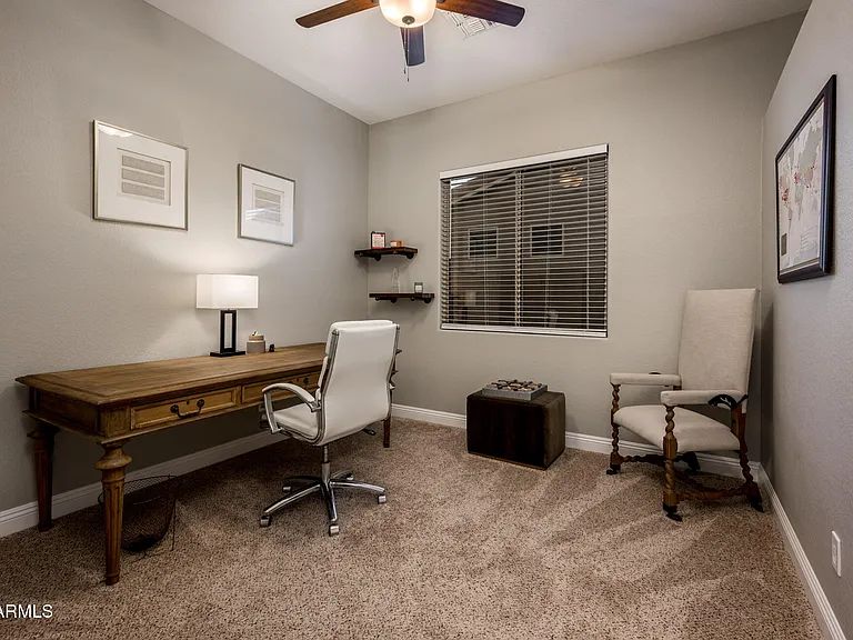 4375 E Lariat Ln — Photo 18