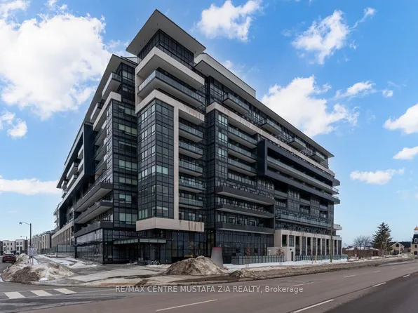 395 Dundas St W #217, Oakville, ON L6M 4L9