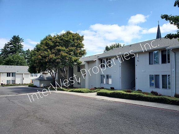 2nd image of 9931 NE Prescott St APT 6