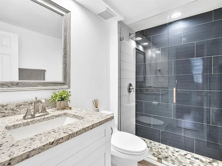 2451 S Brickell Ave #20M — Photo 37