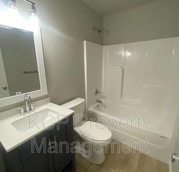 1813 Osage St #A — Photo 6