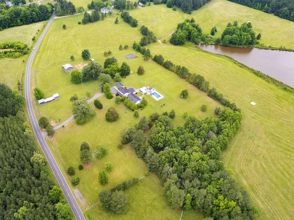 4077 Rockwell Rd, Oxford, NC 27565