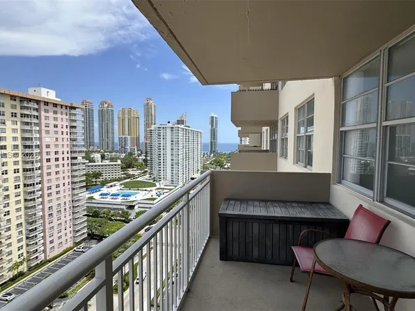 250 174th St APT 1808, Sunny Isles Beach, FL 33160
