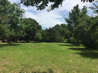 812 Hillside Dr, West Tawakoni, TX 75474