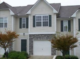 6362 Shoreview Cir, Flowery Branch, GA 30542