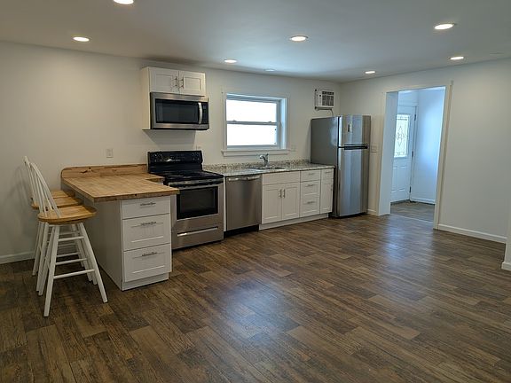 5th image of 3605 Old Easton Rd #A