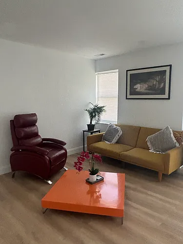 36 Hawaii Ave NE #3 Photo 1
