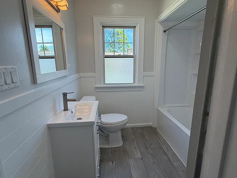 518 S 8th St #1 — Photo 5