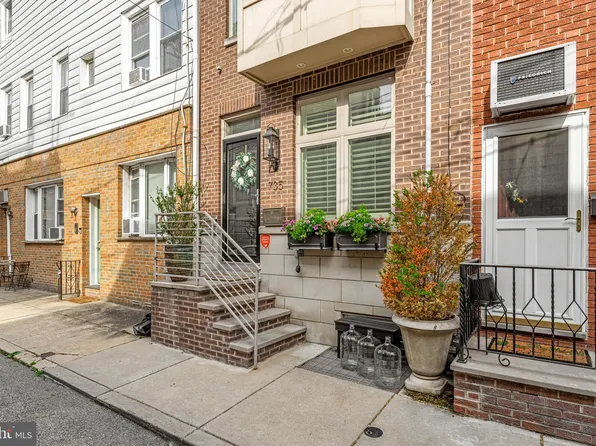 735 S Darien St, Philadelphia, PA 19147