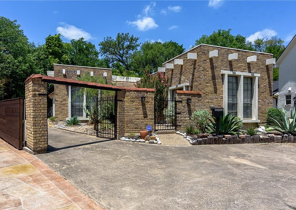 1st image of 2857 Lawtherwood Pl