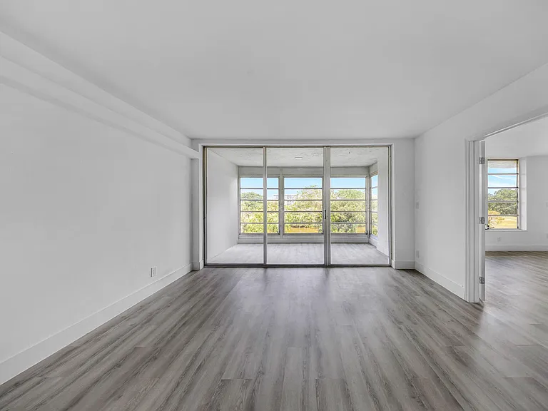3151 S Palm Aire Dr #407 — Photo 14