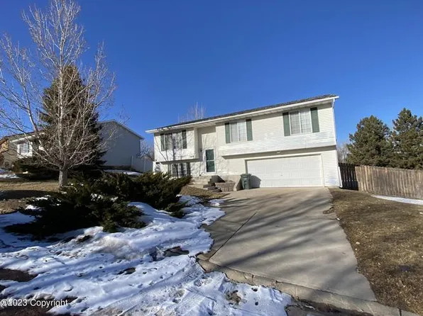 2719 Sassick St, Gillette, WY 82718