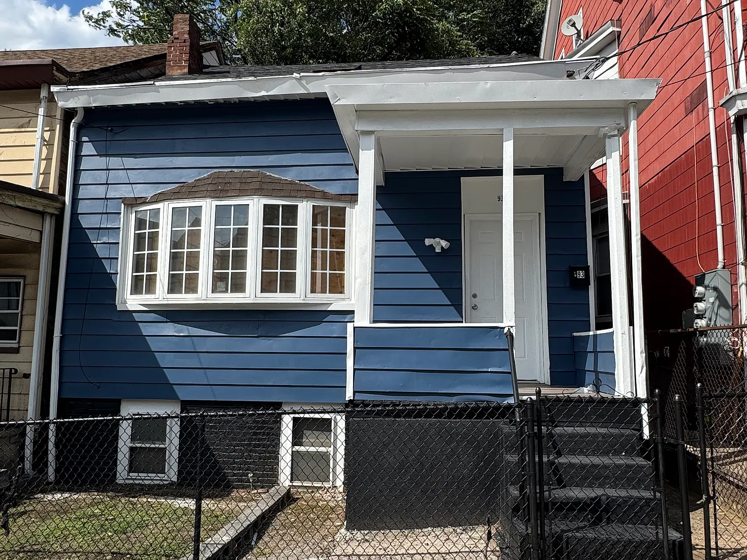 3 bed, $2,636 — Photo 1