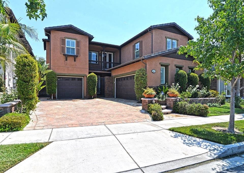 1st image of 826 Polaris Dr