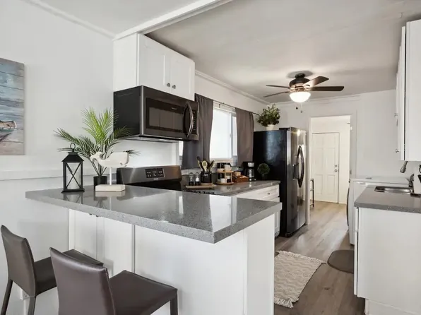 (undisclosed Address), San Diego, CA 92109