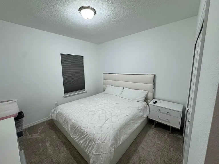 1472 Garden Arbor Ln — Photo 7