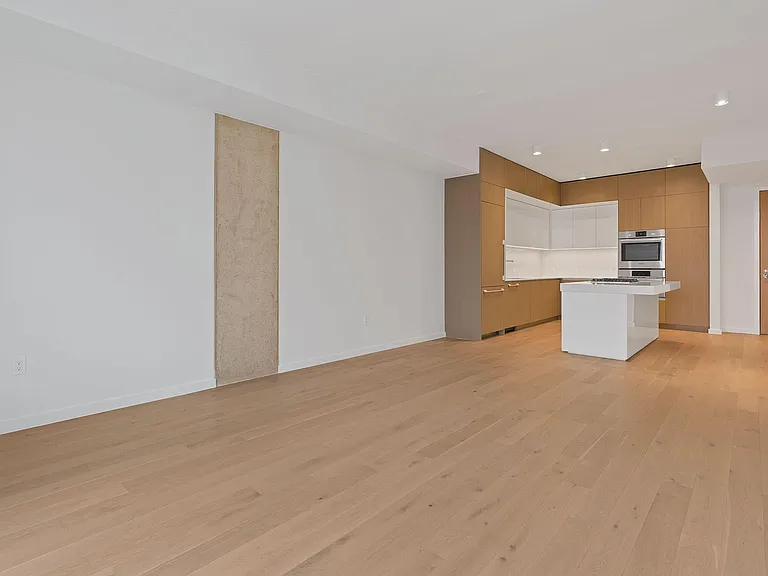 313 W 17th St #1203 — Photo 12