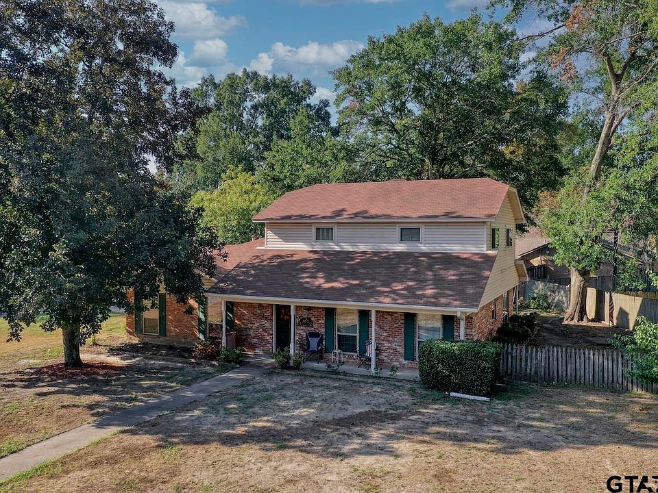 1st image of 1112 Larkspur Ln