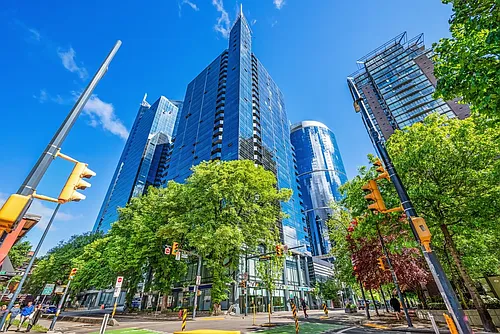 1050 Burrard St #70X Photo 1