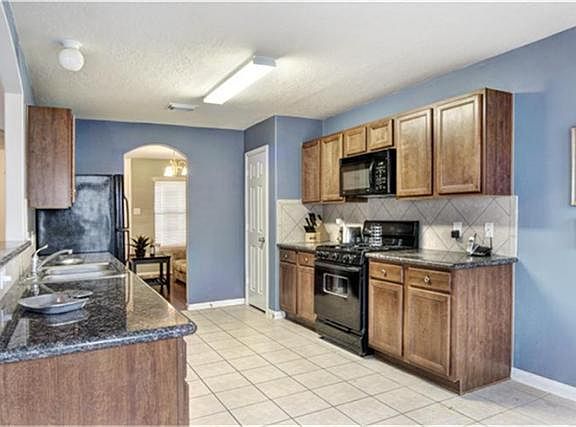 3rd image of 11834 Camby Park Dr