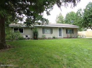 420 Brady St NW, Comstock Park, MI 49321