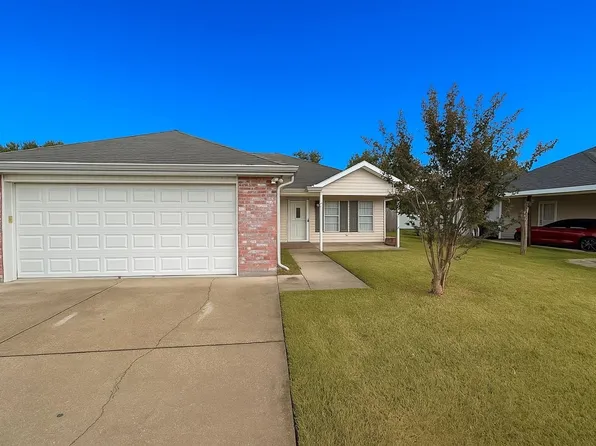 421 Cavaness Dr, Houma, LA 70364