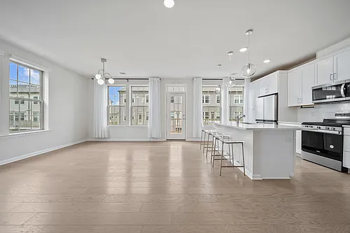 57 Arnold Dr Photo 1