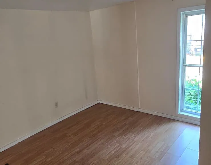 300 N Hamilton St #2 — Photo 4