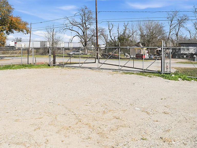 12123 West Dr — Photo 20