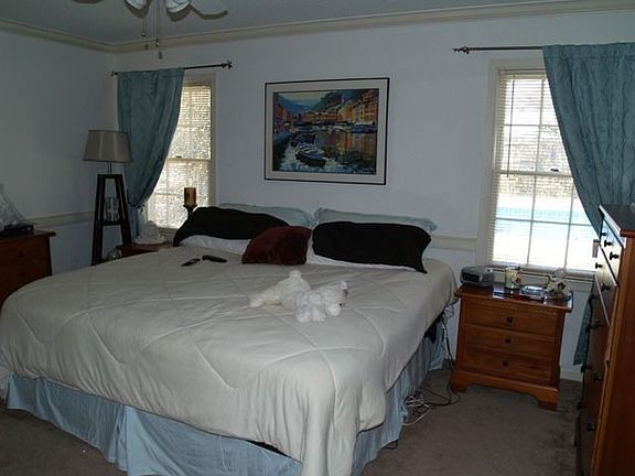 Spacious Master Bedroom