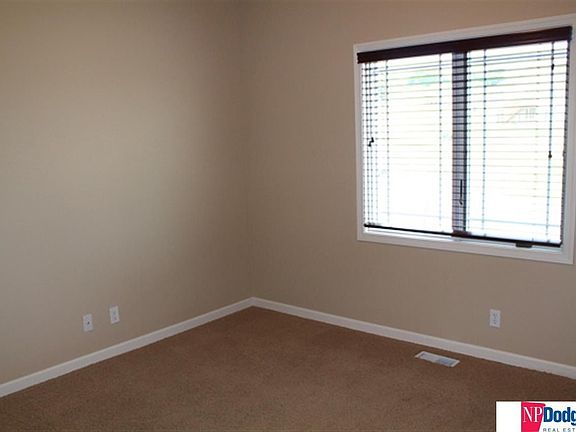 4th image of 11313 S 44th St