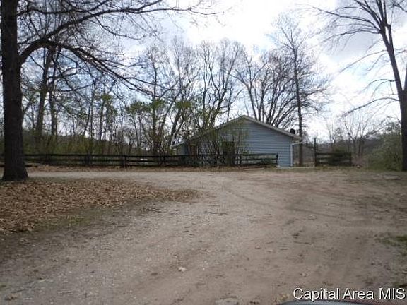4th image of 2448 Township Road 1500e