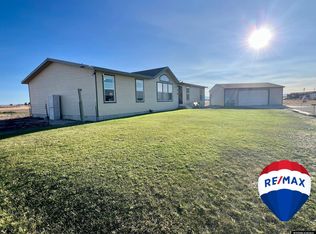 30 Mandalay Rd, Riverton, WY 82501