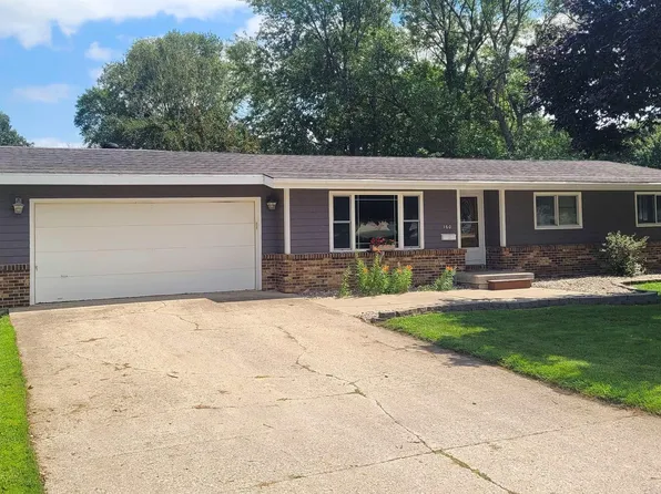 160 N 6th Ave E, Hartley, IA 51346