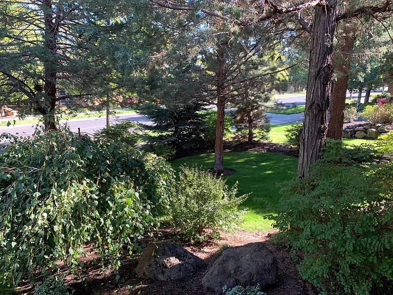 837 Yosemite Dr — Photo 73