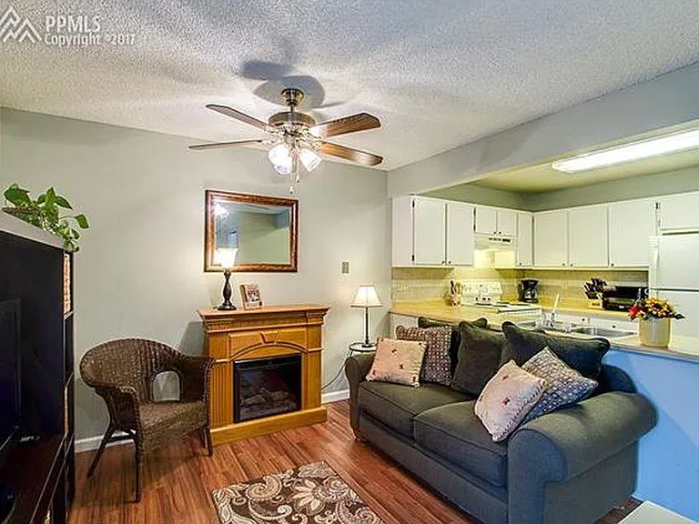 5517 Mansfield Ct — Photo 22