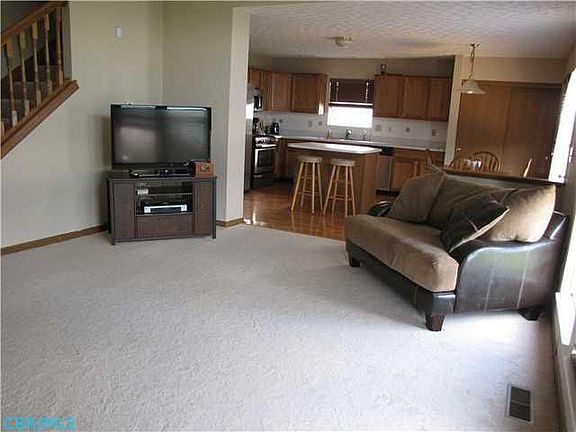2nd image of 7163 Wilmar Dr