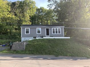 14 Green Ave, Castleton, NY 12033