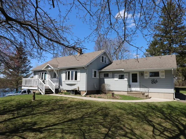 1240 Emerson Ave, Cumberland, WI 54829