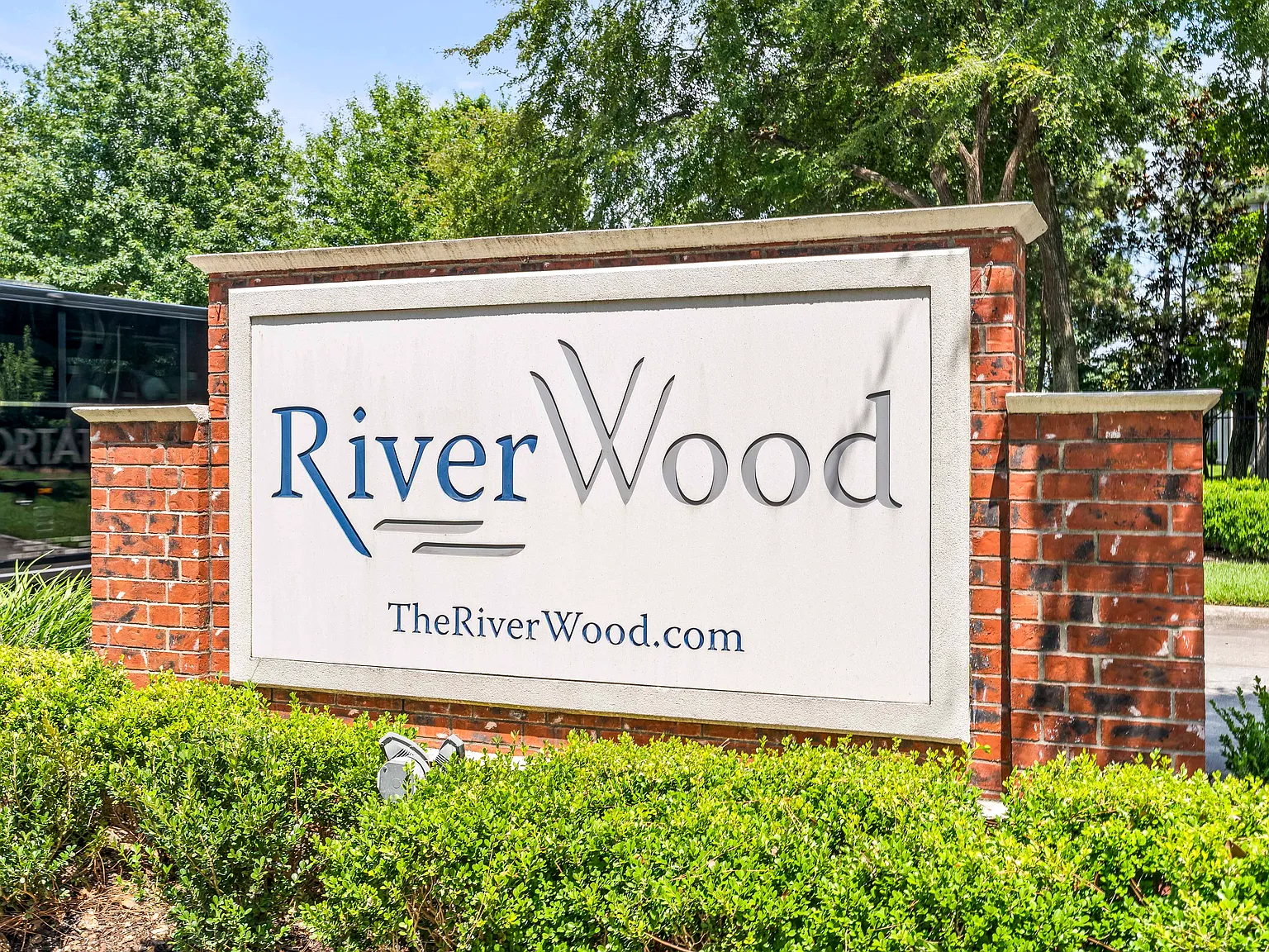 Riverwood Apartments — Photo 1